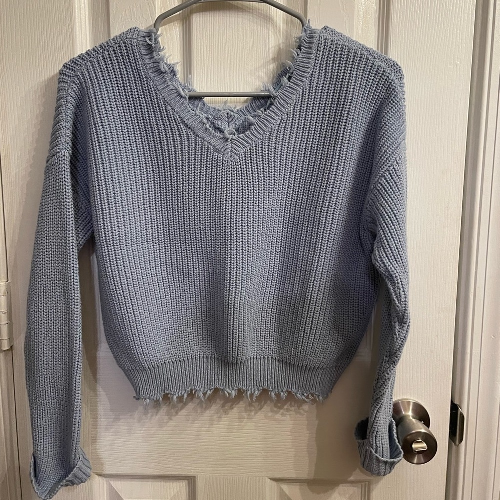 Jessica Simpson Cropped sweater